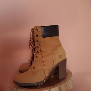 Timberland chunky heel boots wheat nubuck